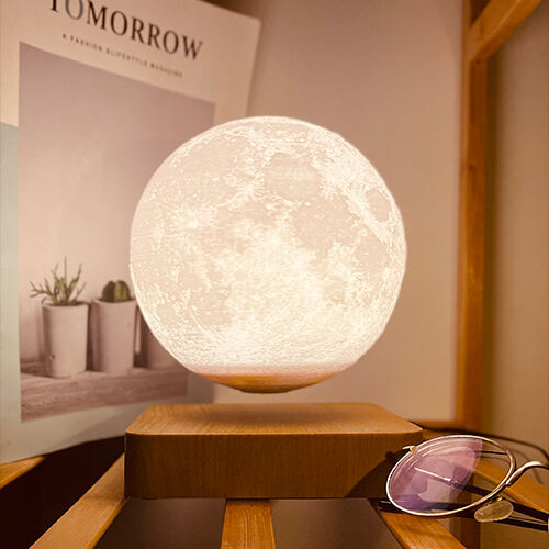 Levitating lunar lamp