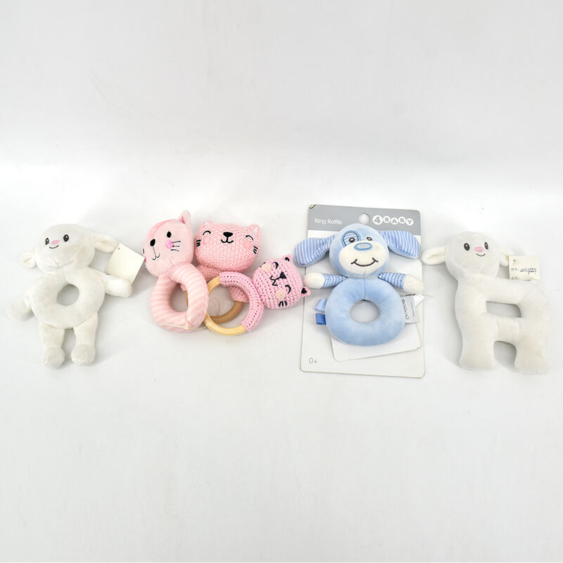 High Quality Animals Wooden Baby Rattle Stuffed Crochet Rattle Plush Toy for Newborn