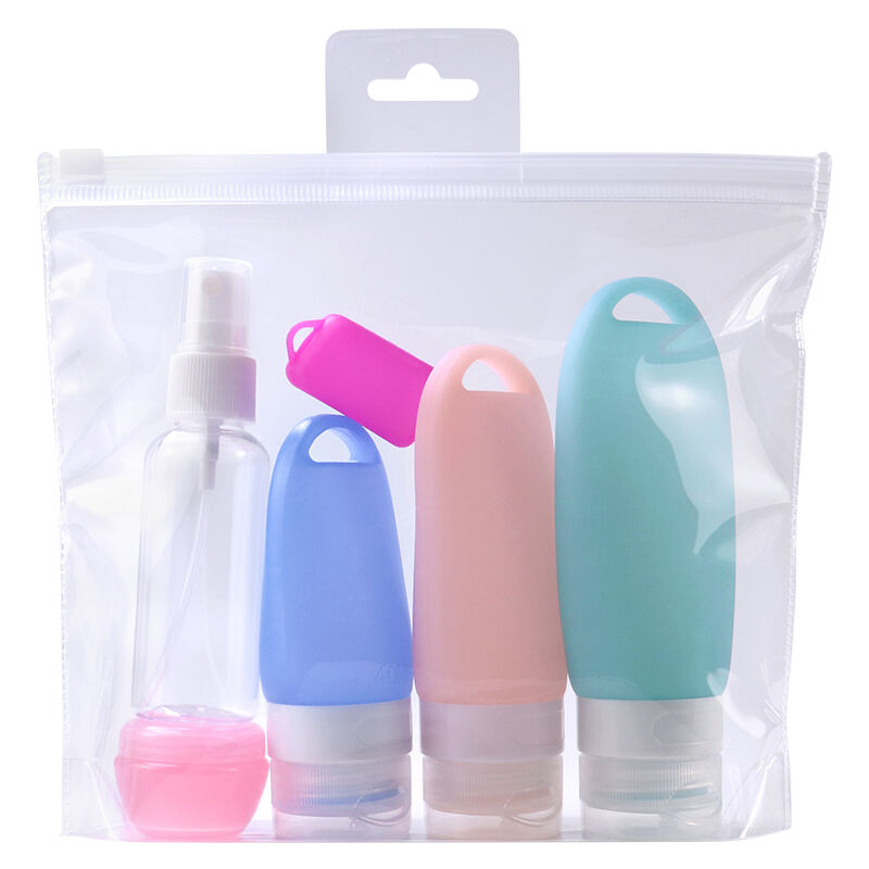 Hot Sale Silicone Squeeze Travel Kit Empty Hook Bottles Set with Spray Bottle