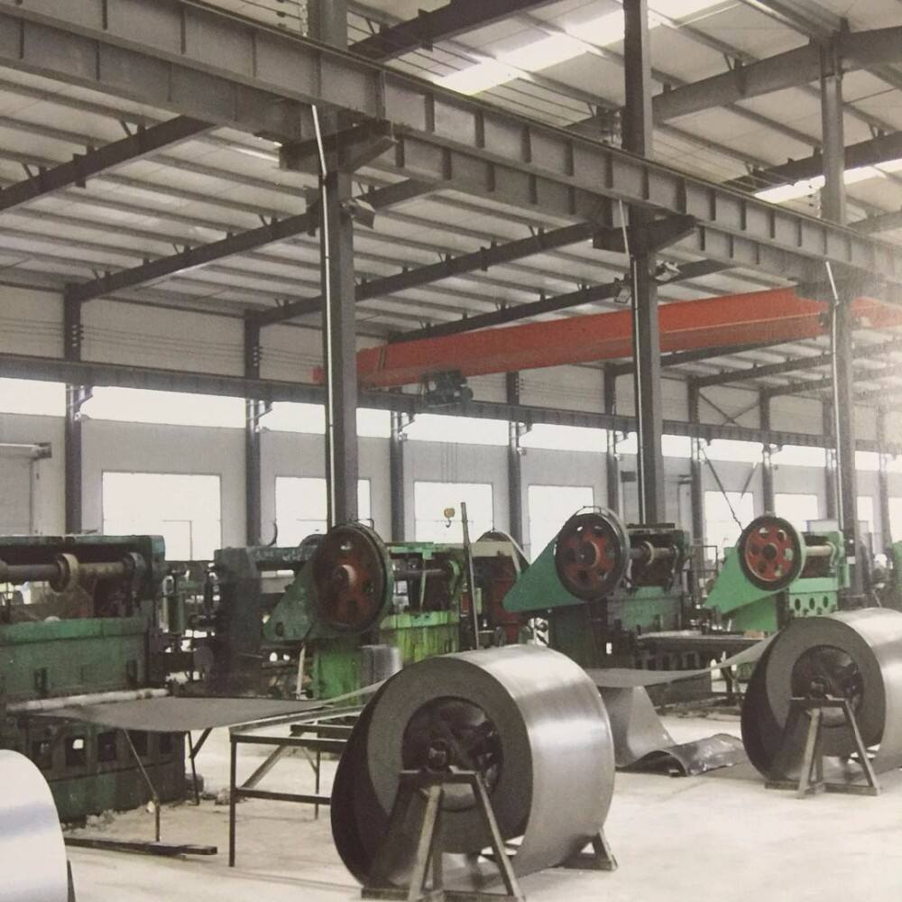 Galvanized chain link wire mesh fence factory