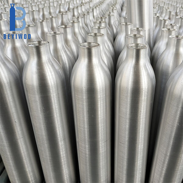 Join the trend of eco-friendly carbonation with our sustainable CO2 cylinders