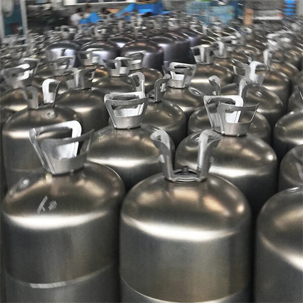 Try a small helium balloon tank