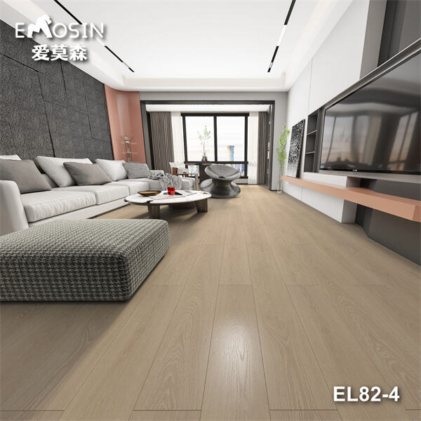 Alternative durable au parquet en bois réel avec le parquet stratifié effet bois