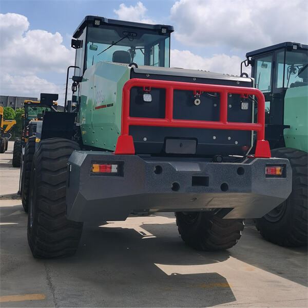 Tiết kiệm thời gian và công sức với máy cấy lúa tự hành