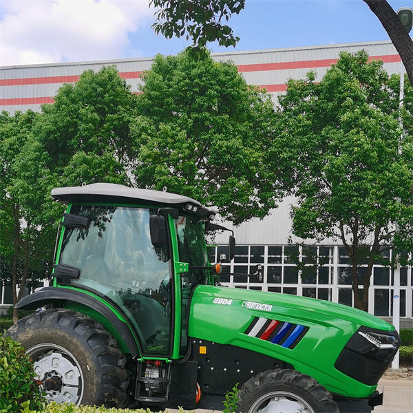 Realizați Mai Multe în Mai Puțin Timp cu Marfa Versatilă a Tractorului