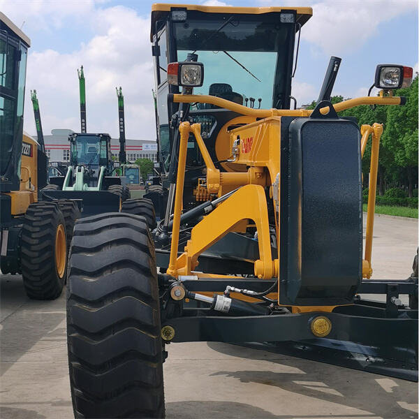 وفّر الوقت والمال باستخدام graders العجلات