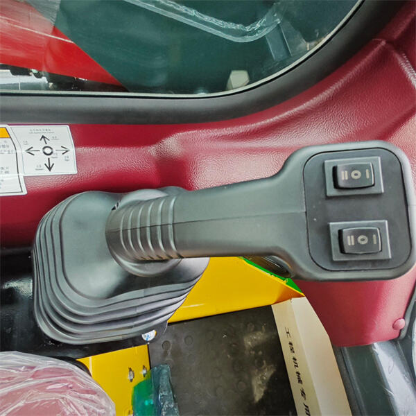 Mini Skid Steer Loader Handles Multiple Tasks
