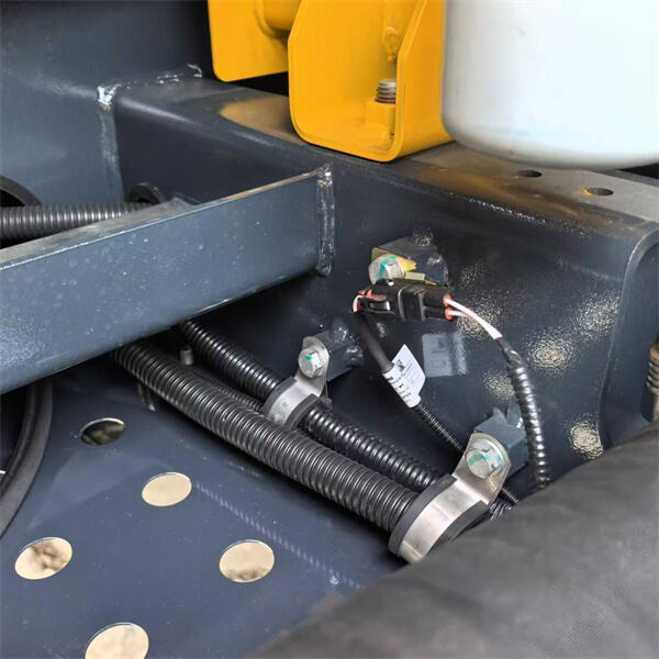 كيف يمكن أن تكون الحفارة مع المطرقة فريق أحلامك للهدم