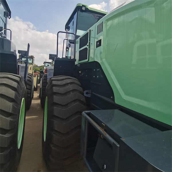 كيف تعمل معدات تسوية الأراضي على إنجاز المهام