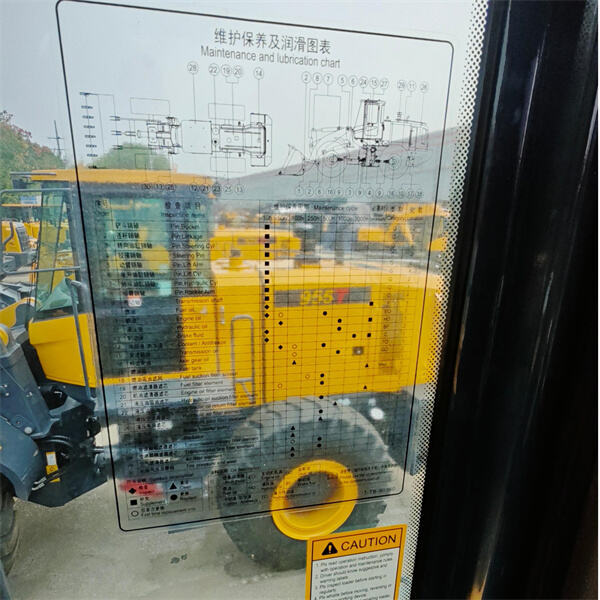 Cách một máy xúc lật bánh trước có thể cách mạng hóa hoạt động tại công trường của bạn