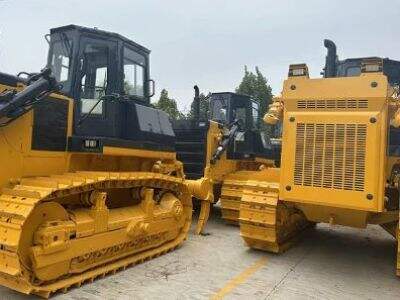 Backhoe Loaders vs. Excavators: Key Differences Affecting Site Efficiency