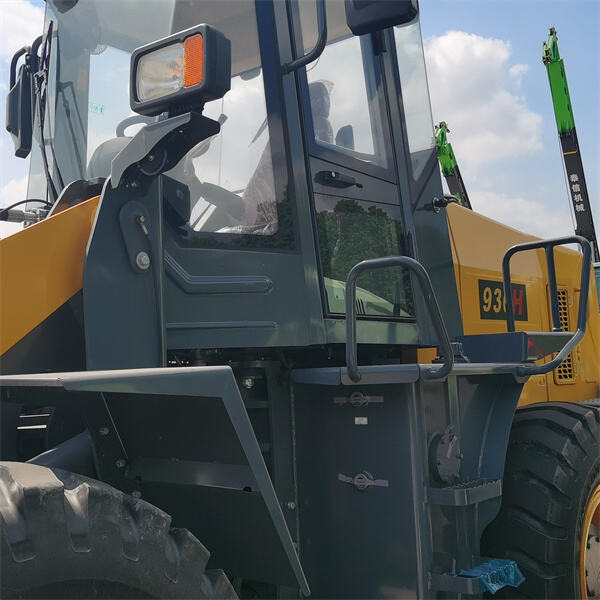 The 4 Row Paddy Transplanter for Productive Farming.