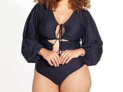 Which type of one piece swimsuit is best for fat girls?