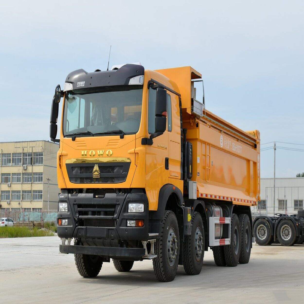 Utilizing the 10-Wheeler Dump Truck