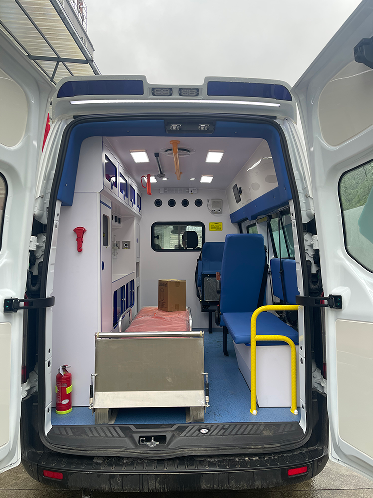 2024 Ford Transit 162KW Ambulance Car supplier