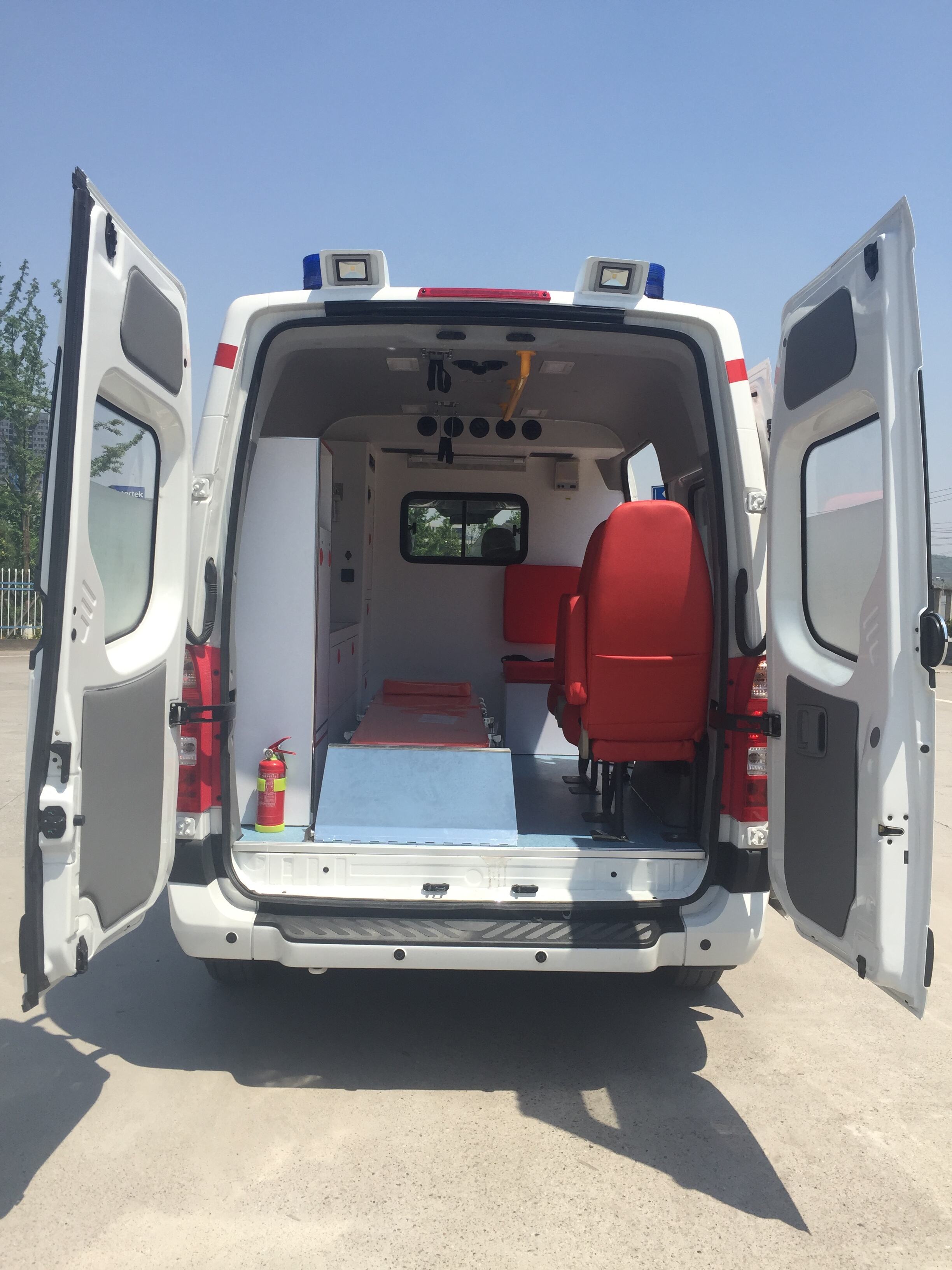 Ford Foton G7 4x4 Ambulance Car  factory