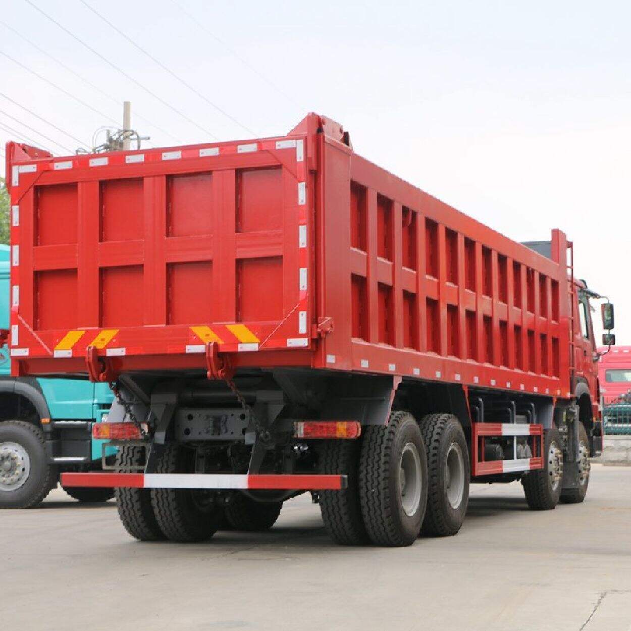 How Exactly to Effectively Use Large Dump Trucks