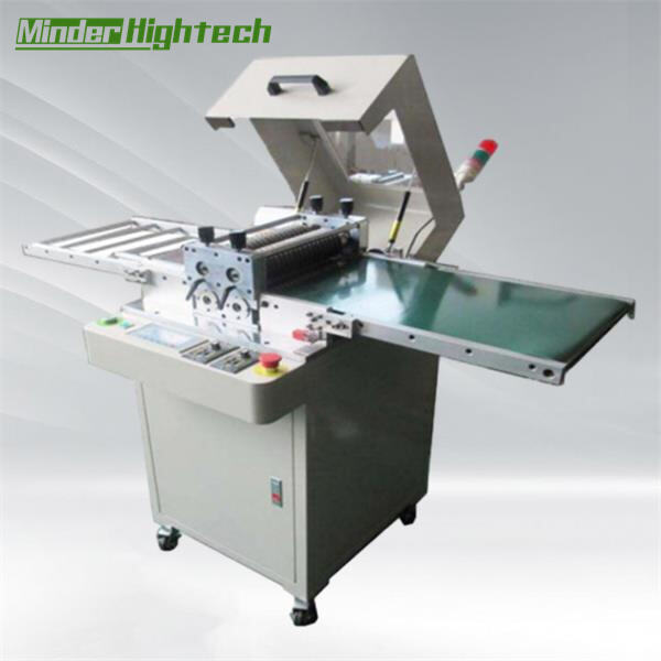 Die Schneidmaschine