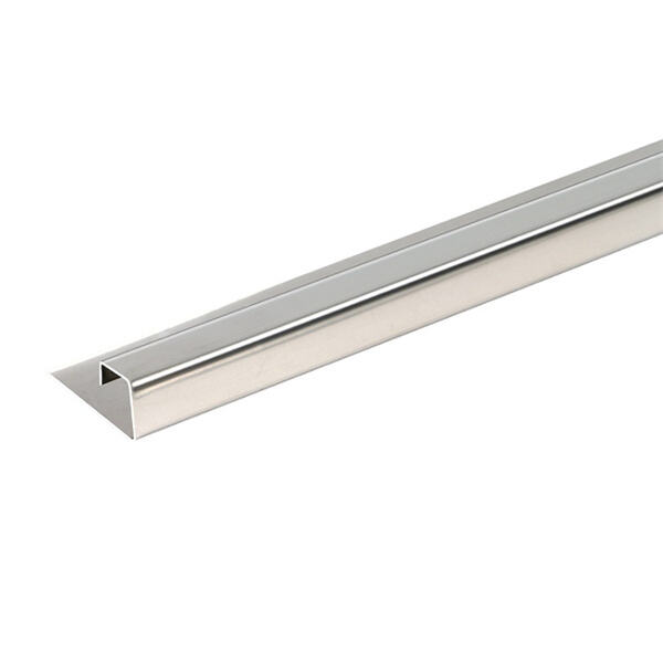 Le strisce di bordo in acciaio inox sono disponibili in molte dimensioni e forme, rendendole perfette per qualsiasi progetto
