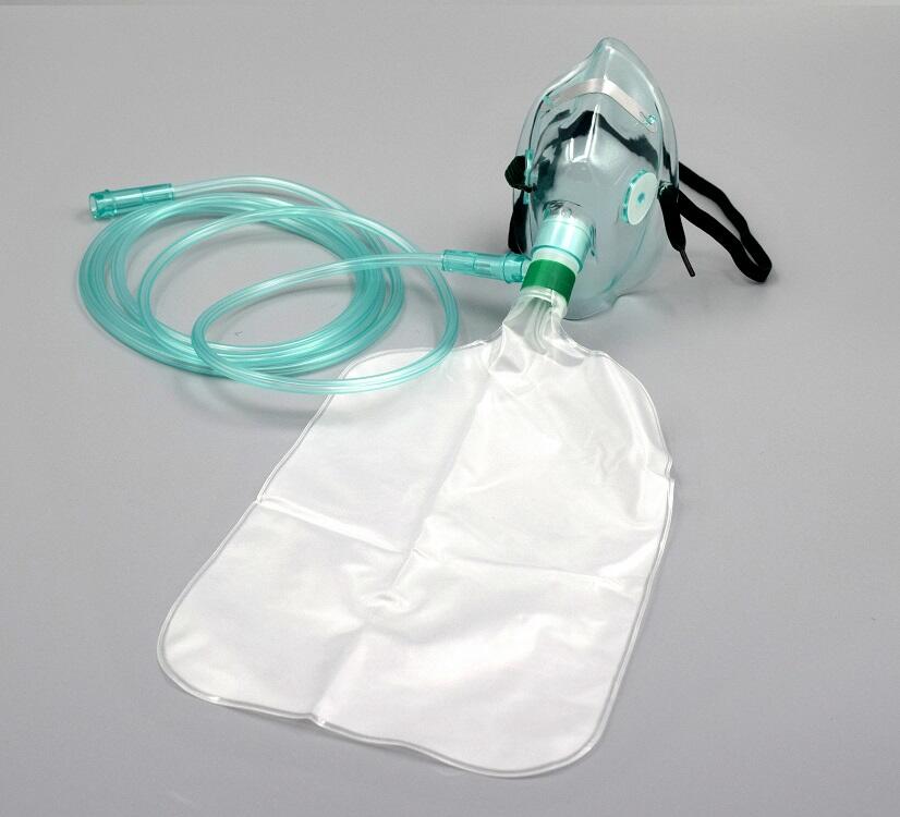 medical non-rebreather oxygen mask with reservoir bag