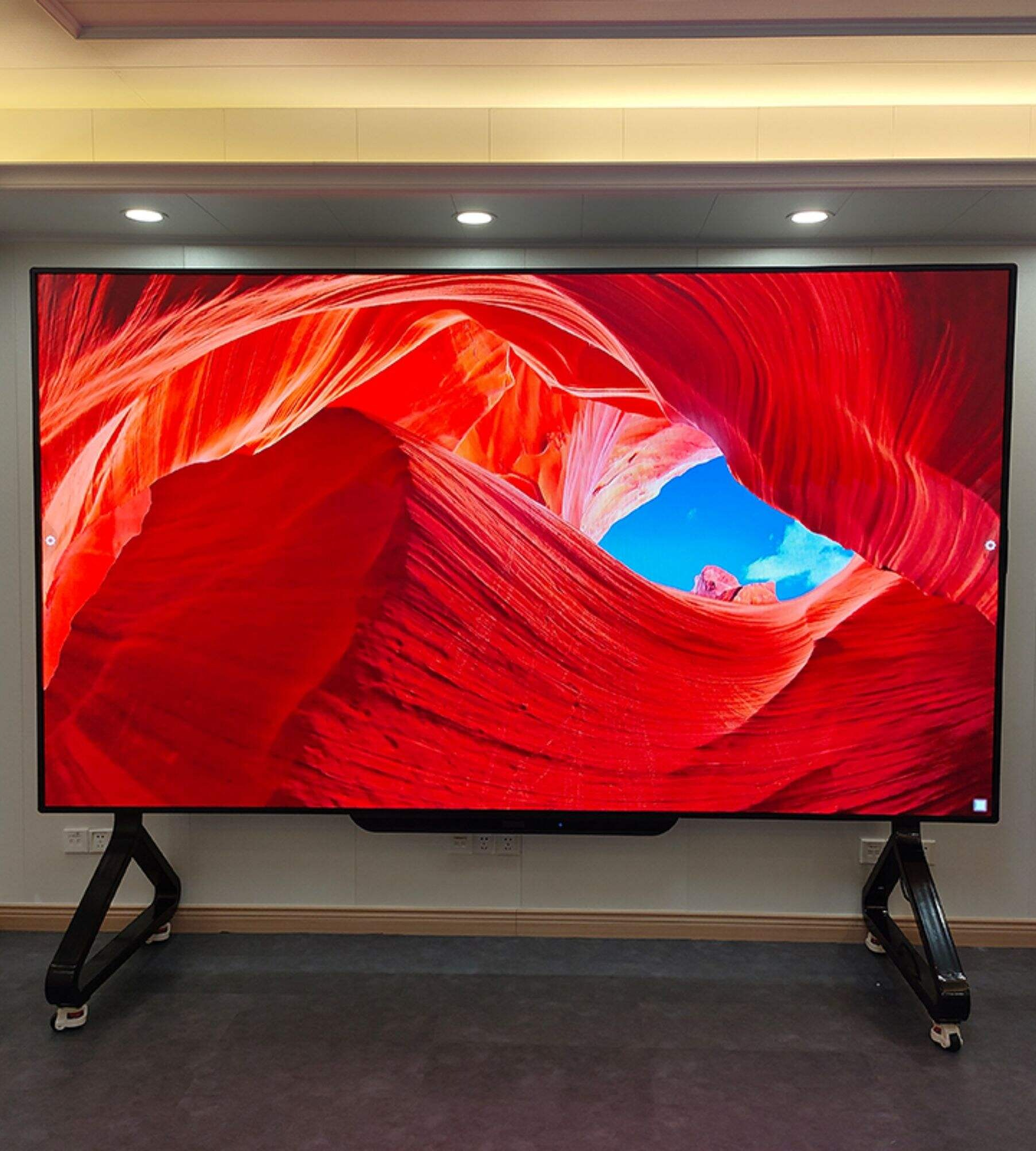 Create Unforgettable Experiences with Our All-in-One COB Display Solutions