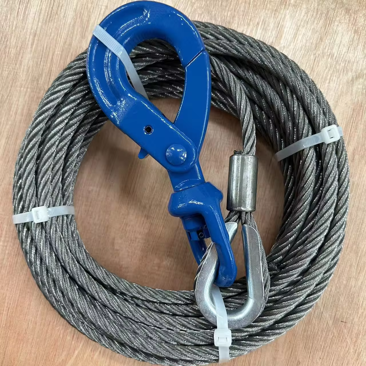 High Strength Steel Wire Rope Sling with Hooks details