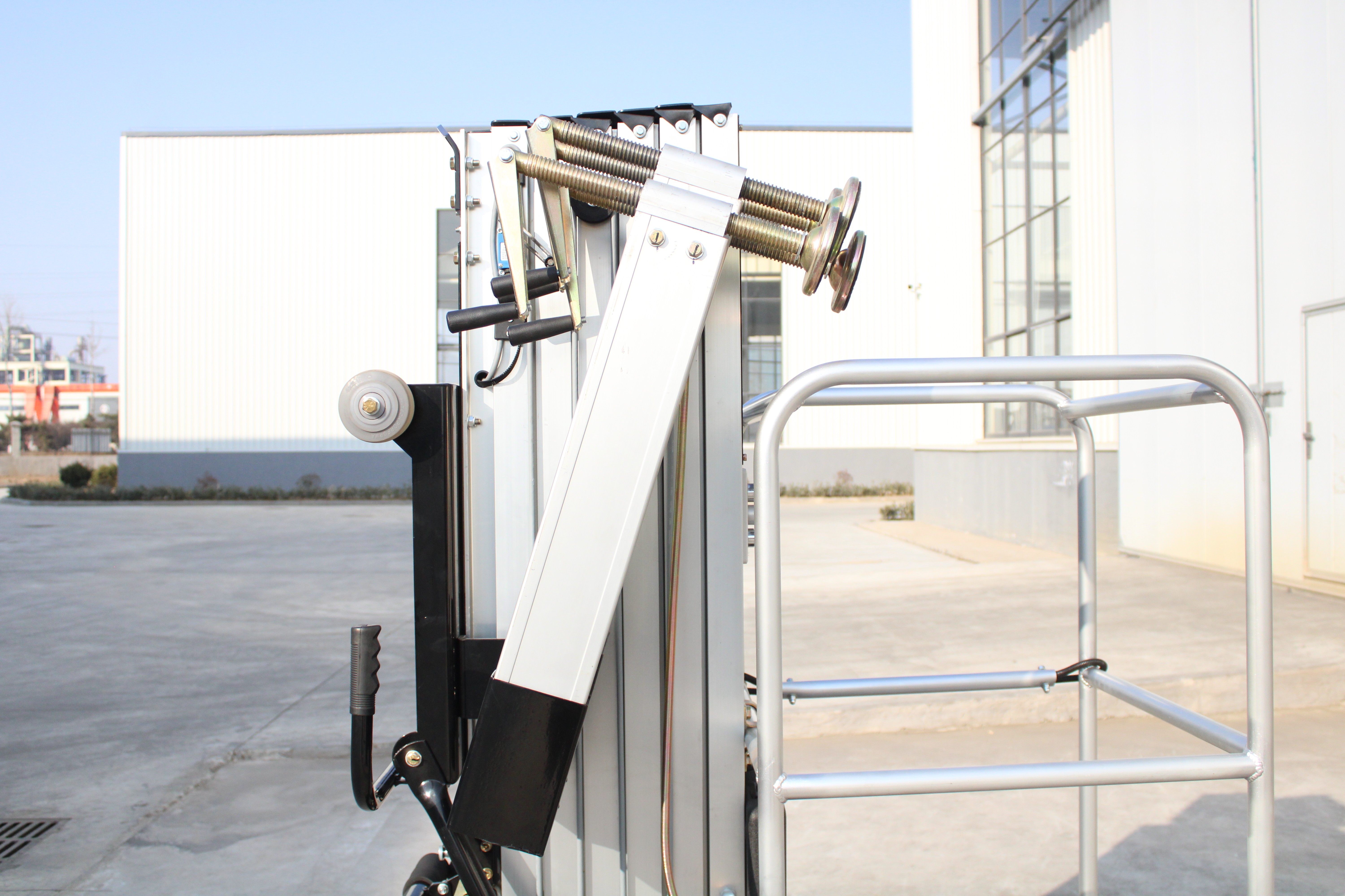 Explosive New Products Single Mast Aluminum Alloy Lift column moving aluminum alloy platform lift manufacture