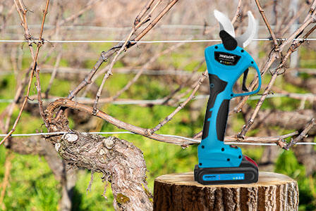 Introducing the Powerful and Reliable SWANSOFT Model 8605 Electric Pruning Shear!