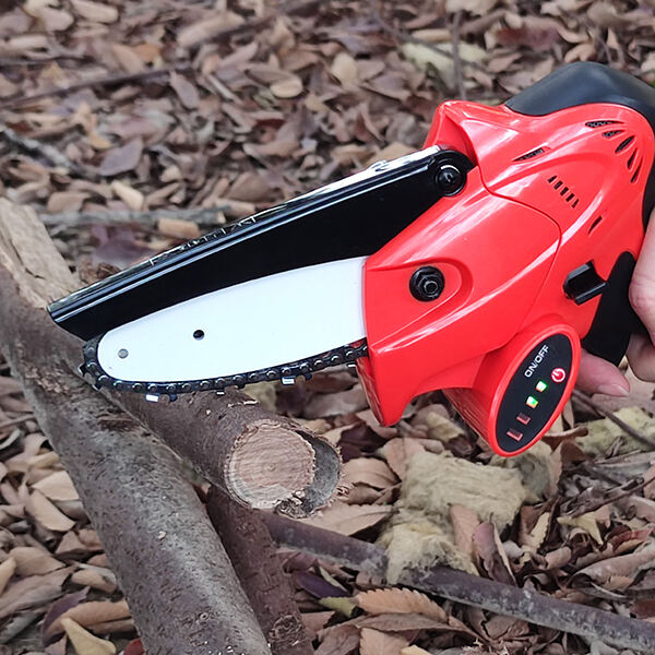 Using a Battery Chainsaw