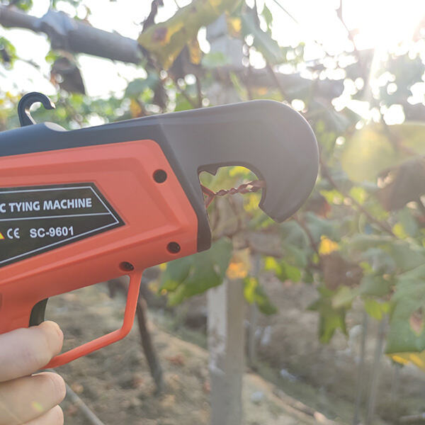 Utilization of Garden Plant Tying Vine Tape Tool