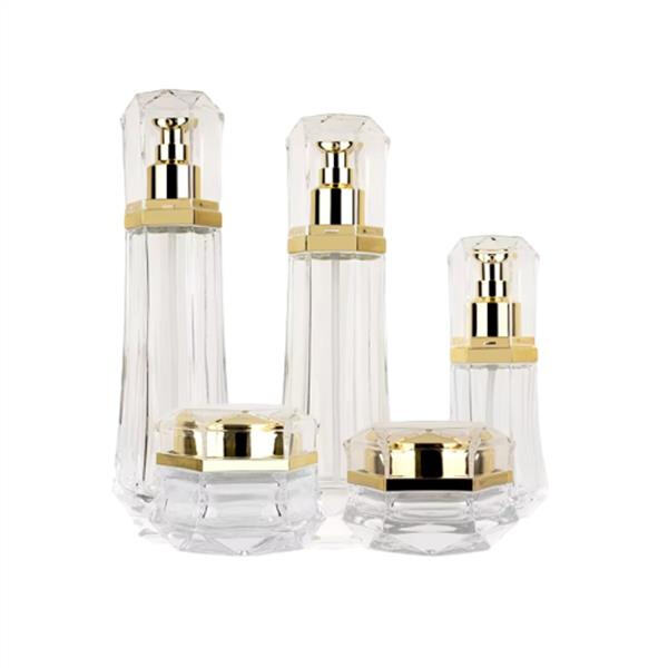 Customizable Cosmetic Bottle Packaging to Match Your Brand's Aesthetic