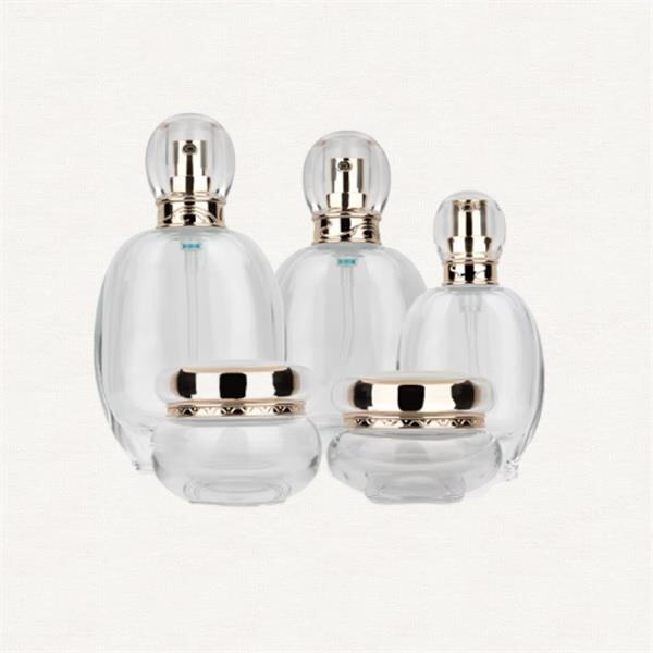Easily dispense your tinctures with our bulk bottle options