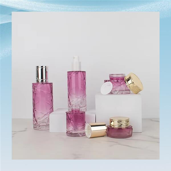 Impress Your Loved Ones with Quality Cosmetic Gift Packaging.