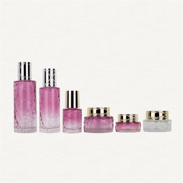 Discover the Benefits of Amber Glass Bottles for your Tinctures