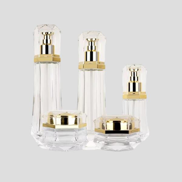 Ideal packaging option for a variety of liquids, 50ml dropper bottles offer versatility and convenience.