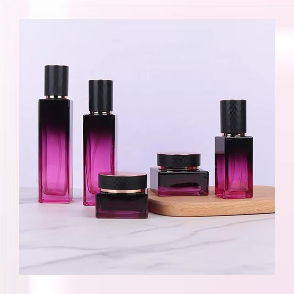 Say Goodbye to Messy Spills with Easy-to-Use Cosmetic Pump Bottles