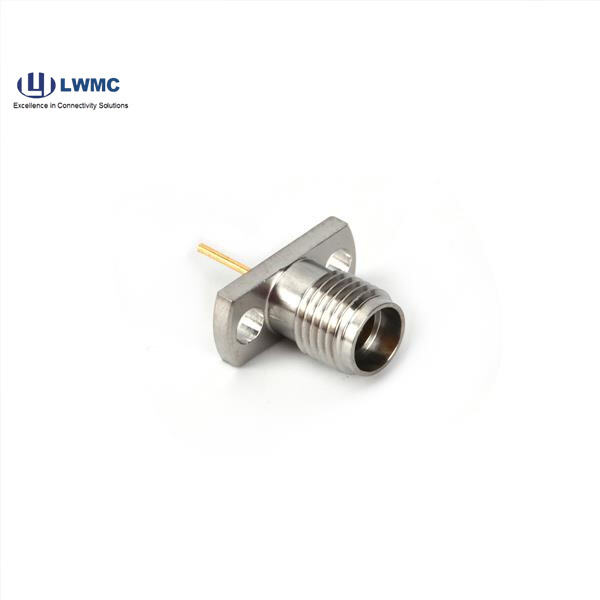 The benefits of using a 50 ohm dummy load in radio frequency applications