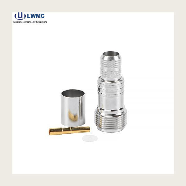 Enhancing signal transmission with right angle N connectors