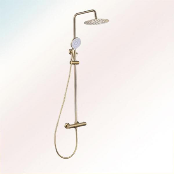 Enjoy precise water pressure adjustments at the touch of a lever