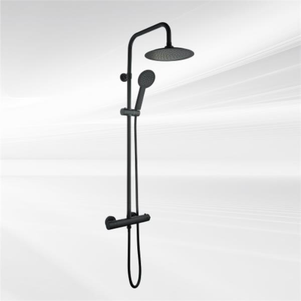Add functionality and elegance to your bath with a modern tap set that includes a handheld shower.