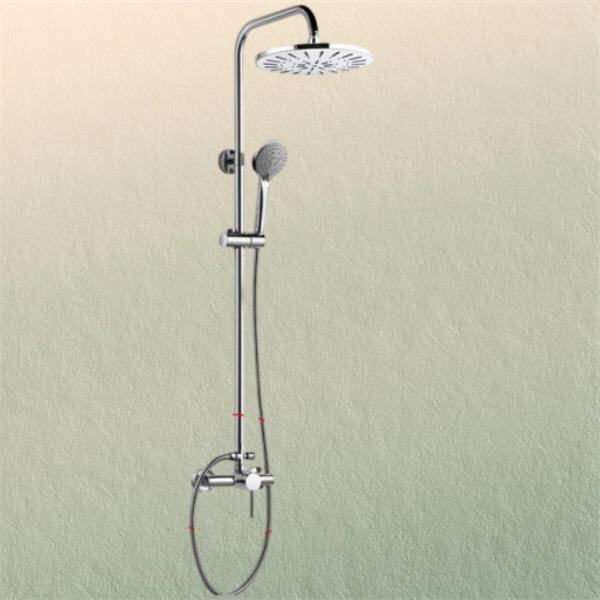 Transform your bathroom into a spa-like oasis with a thermostatic rain shower head