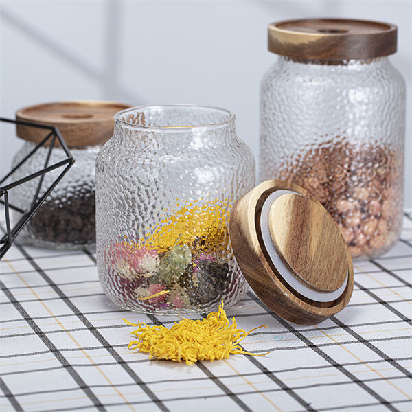 Use of Glass Jars with Sealed Lid