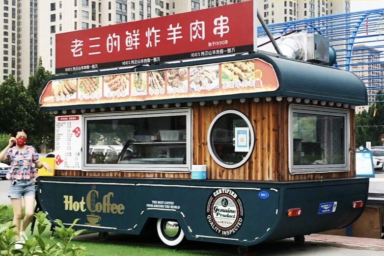 Lightweight and Mobile Commercial Street Food Cart Aluminium  Equipped Sink and Kitchen Cabinet Food Trailer manufacture