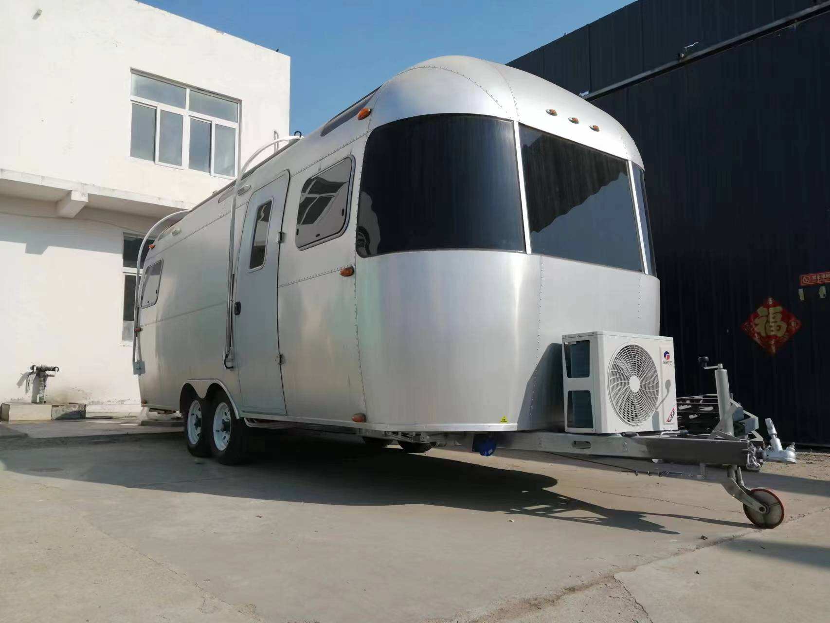 الصين Rv Caravan Camper Motor الصفحة الرئيسية الشاحنات متنقل Caravan Off Road Rv Travel Trailer للبيع التفاصيل