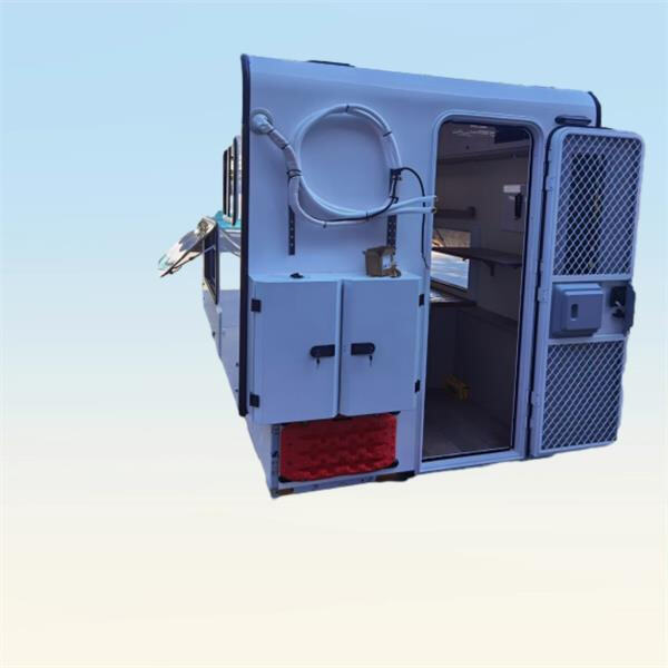 Stand out from the crowd and explore in style with our sleek and versatile bed camper solutions