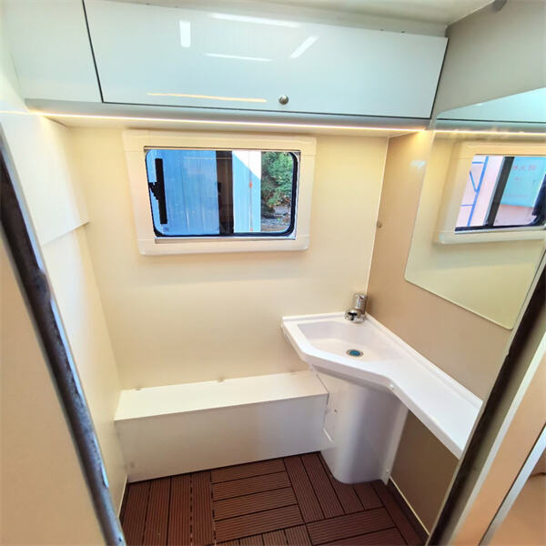 Convenient Features and Easy Set-Up for Camping Adventures