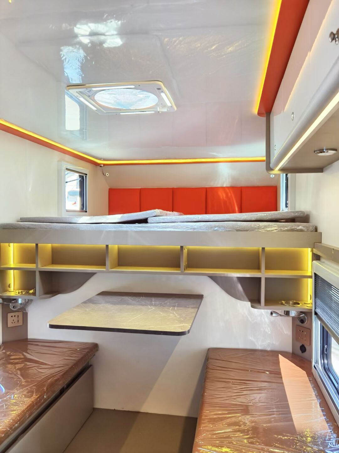 OEM Pickup Camper RV Caravan مصمم لأي مصنع بأحجام شاحنة صغيرة