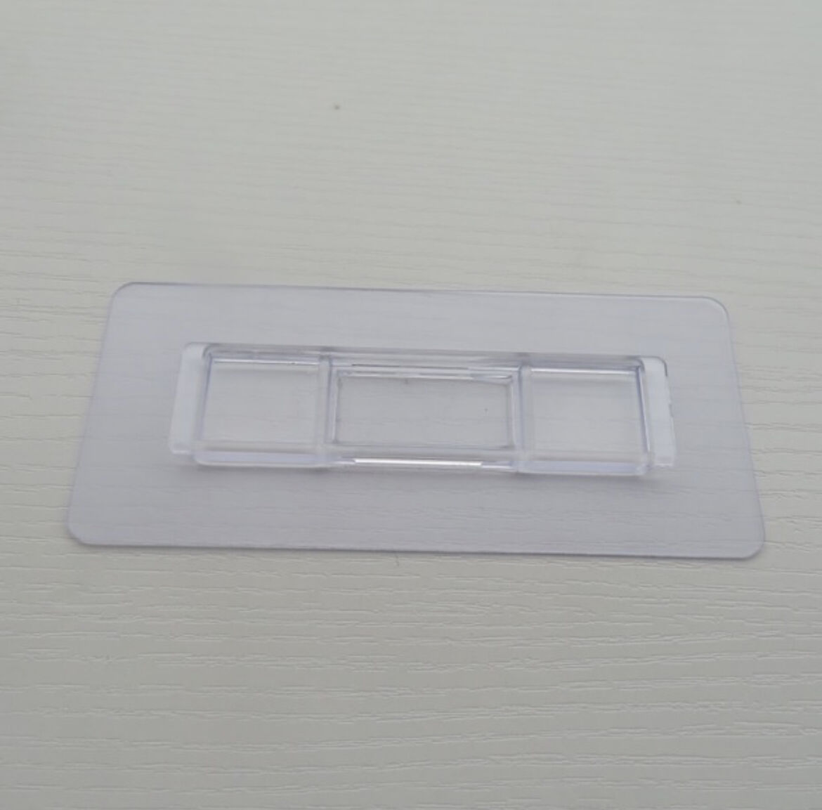 Sample Processing Specializing In The Production Of Custom Strip Buckle Tissue Box Traceless Stick Buckle Patch Size supplier