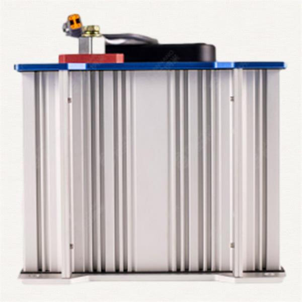 Ultracapacitor energy storage low-cost solution for solar power systems.