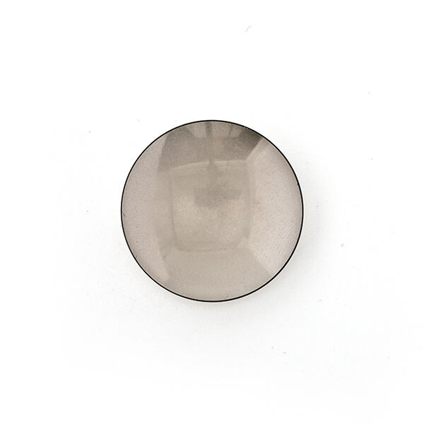 The Diamond Dome Tweeter Combines Style and Functionality for a Striking Audiovisual Experience.